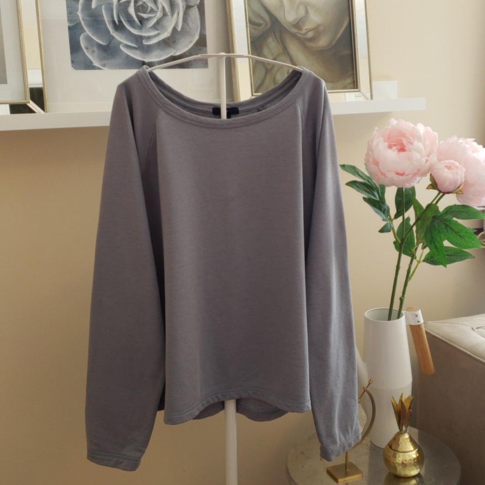Gap sweatshirt
